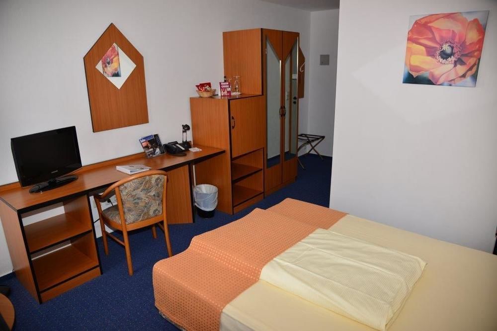 Trip Inn Kongresshotel Frankfurt-Rodgau Kültér fotó